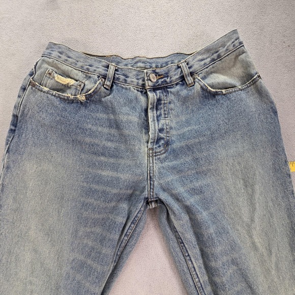 Vintage Levis 501 Jeans Mens Blue Light Wash Distressed Made in USA Fits 30x30 - Picture 8 of 16